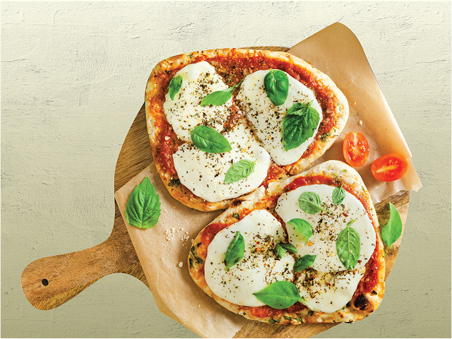 Naan Margherita Pizza